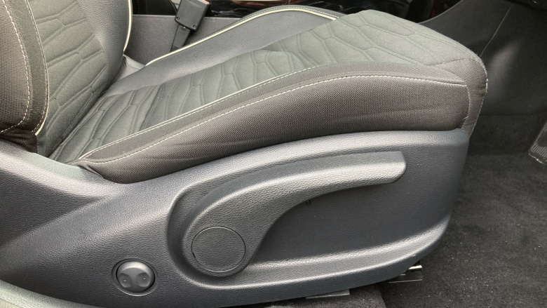 Kia Ceed 1.5T GDi ISG 138 GT-Line 5dr Petrol Hatchback